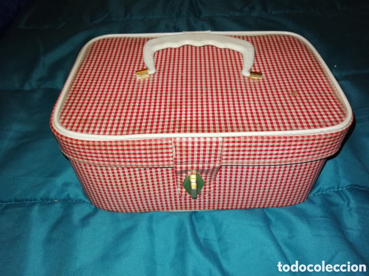 Coleccionismo: Malet&iacute;n antiguo vintage cuadrados tipo picnic con juego telescopio 2002 en su interior