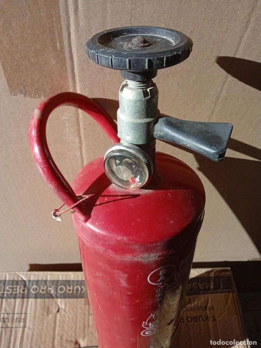 Coleccionismo: Antiguo extintor Eycode rojo - Foto 4