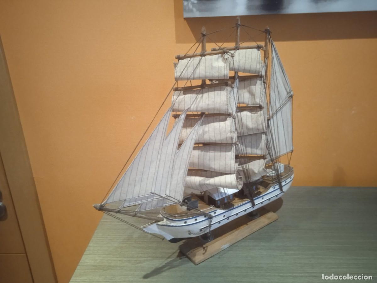 Coleccionismo: Antiguo barco de madera echo a mano - Foto 1
