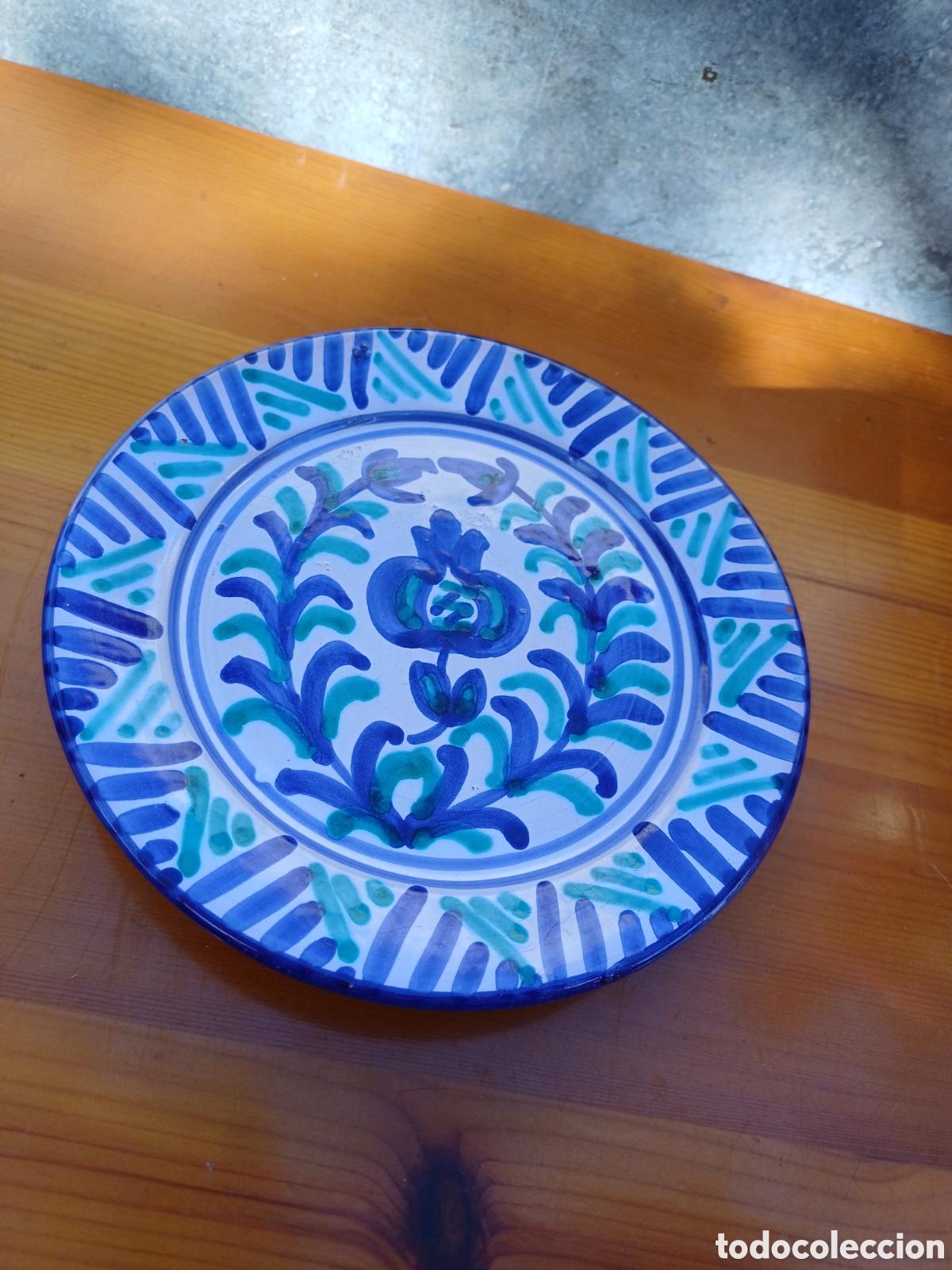 Coleccionismo: Plato ceramica con fruta o granada 15.5cm aprox loza estilo Fajalauza o similar