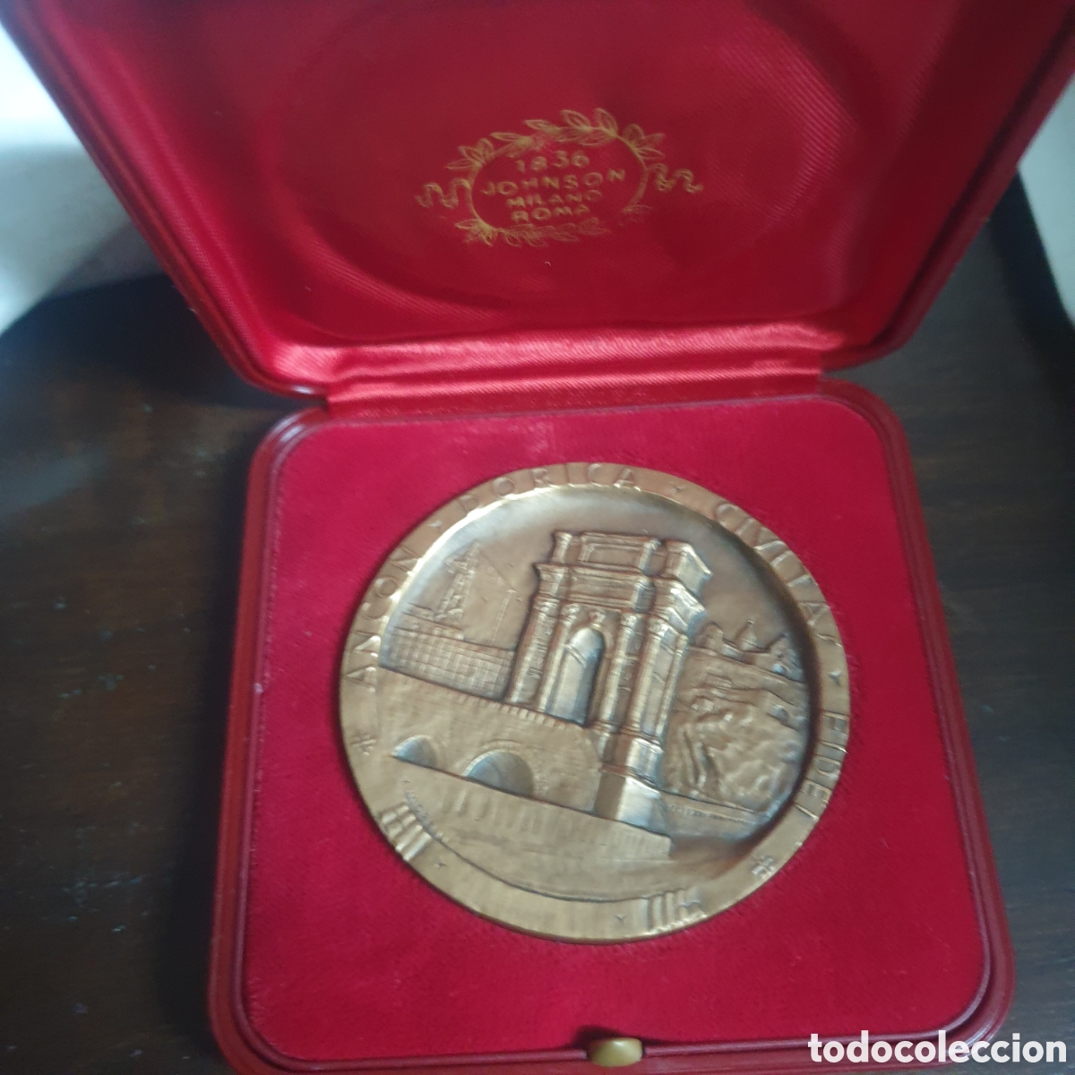 Collecting: Medalla DORICA CIVITAS