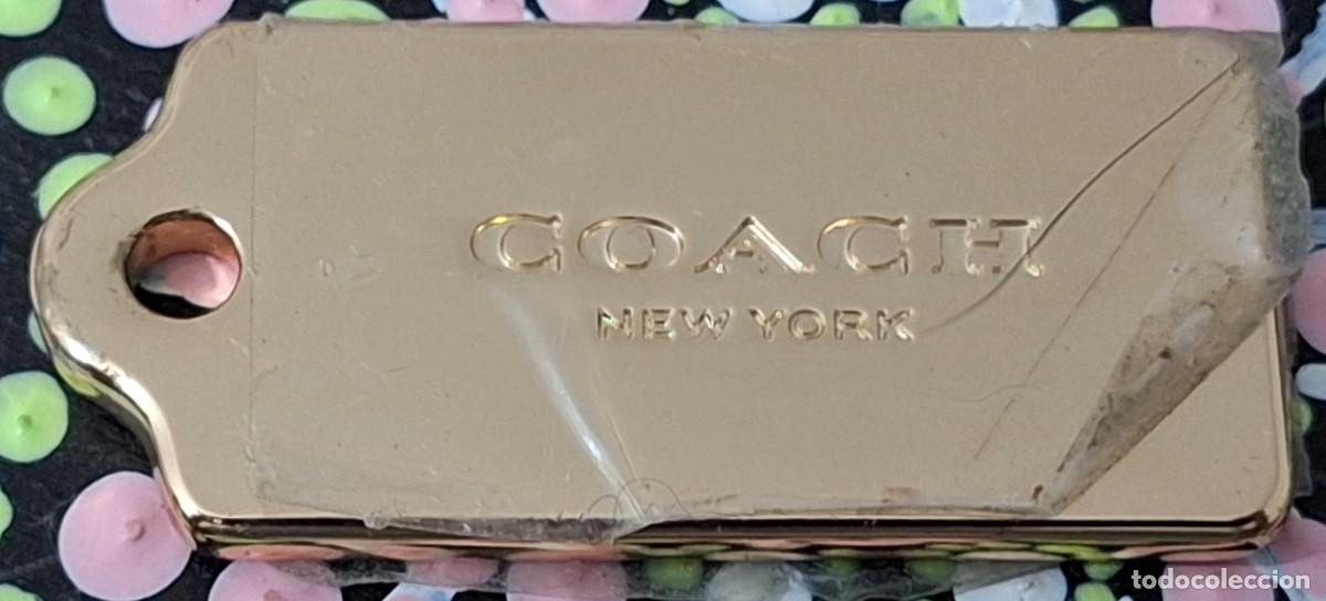 Coleccionismo: COLGANTE MET&Aacute;LICO COACH NEW YORK &middot; 5 Cm. (PESO: 22 GRAMOS)