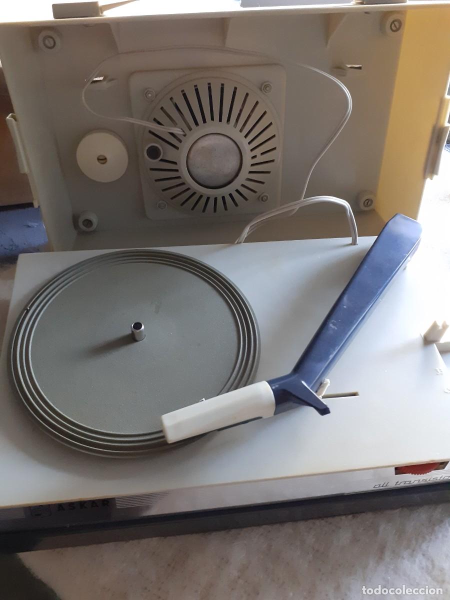 Coleccionismo: RADIOS, TOCADISCOS Y COLECCIONES VINTAGE - Foto 4