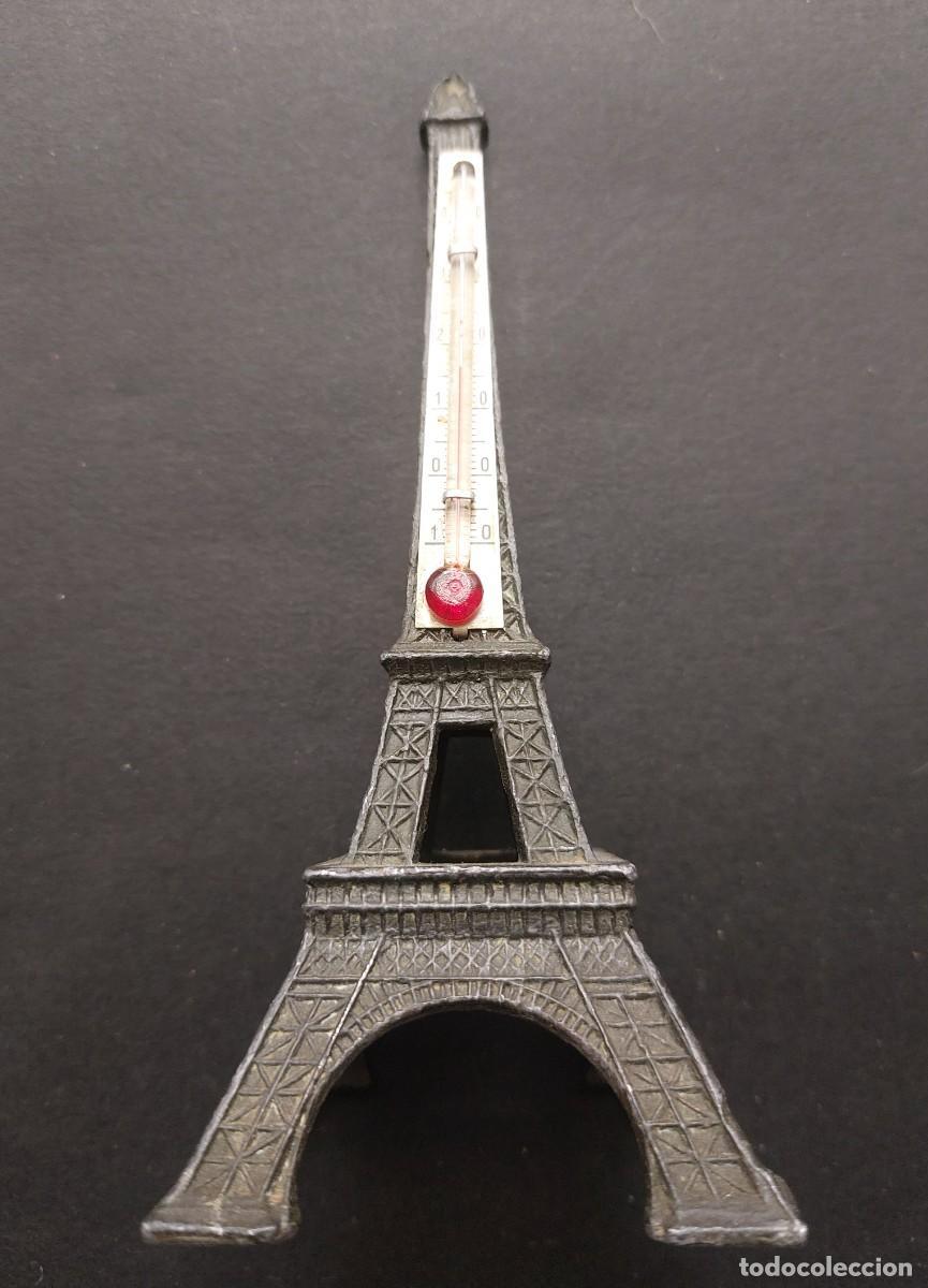 Coleccionismo: TORRE EIFFEL DE METAL CON TERM&Oacute;METRO - Foto 1