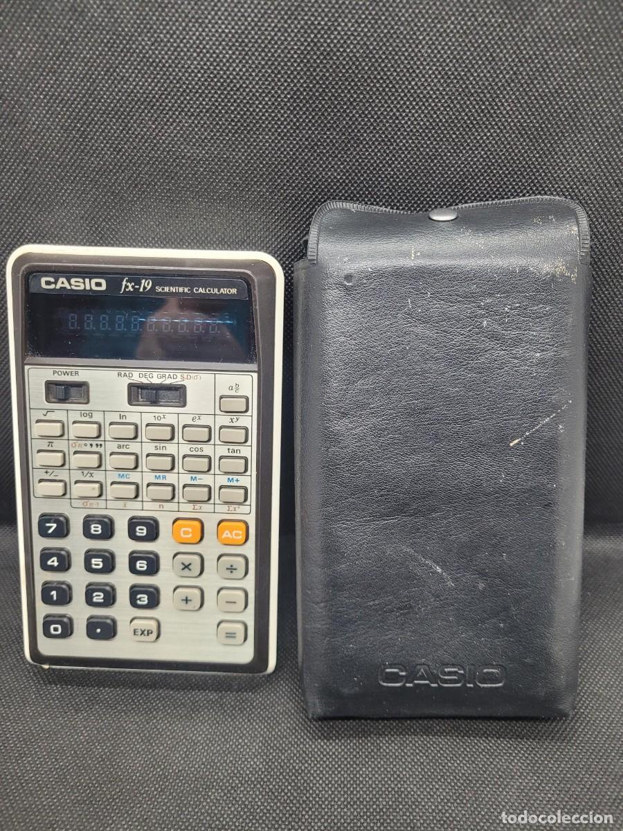 Coleccionismo: Calculadora Cientifica Casio FX-19 con funda - Foto 1