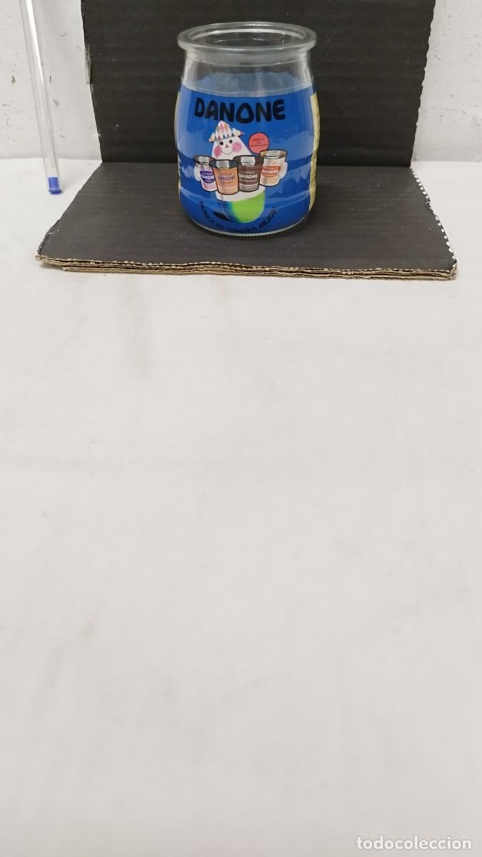 Coleccionismo: Tarro,bote de cristal Yogurt Danone.Edicion limitada de la colecci&oacute;n de los 12 modelos de carteles.