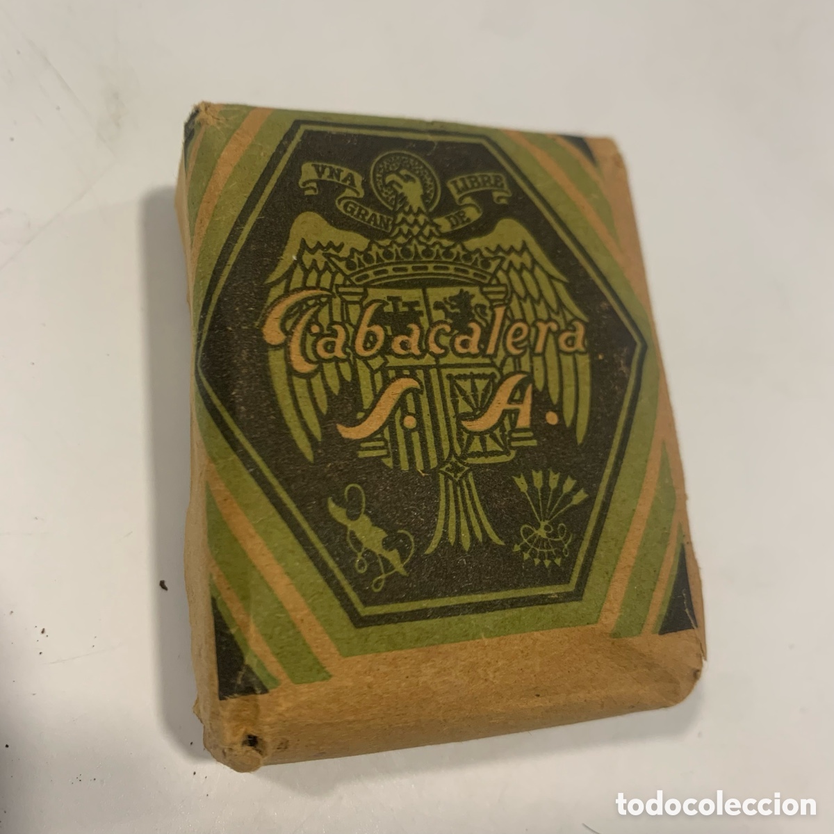 Coleccionismo: Paquete de tabaco picado fino superior tabacalera aguila de san juan escudo espa&ntilde;a una grande libre