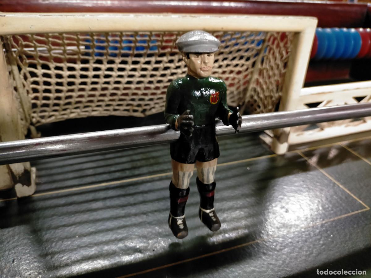 Coleccionismo: Futbol&iacute;n antiguo de finales de los a&ntilde;os 40 - Foto 9