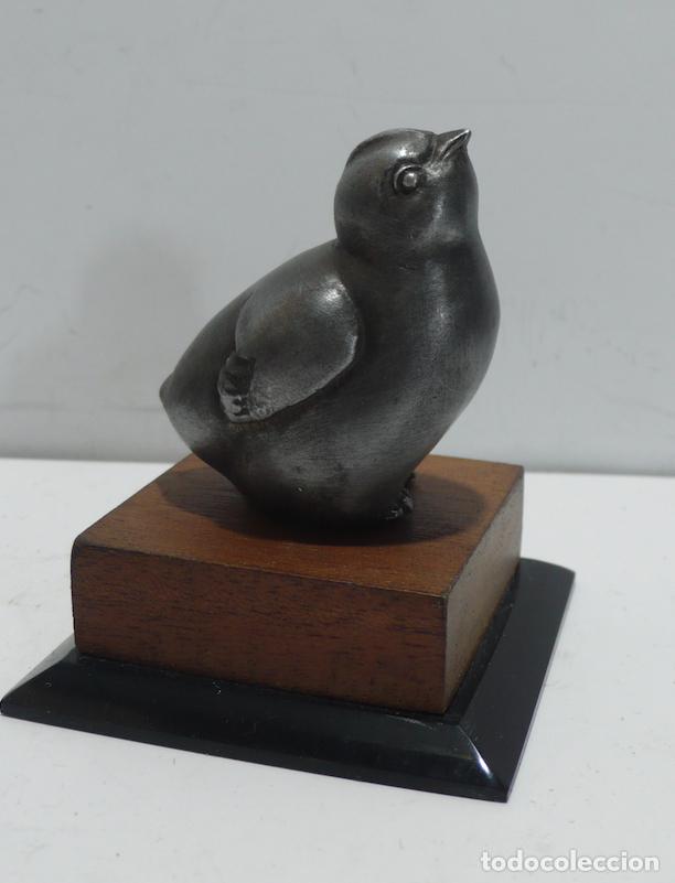 Coleccionismo: PEQUE&Ntilde;O PAJARO EN METAL - Foto 2