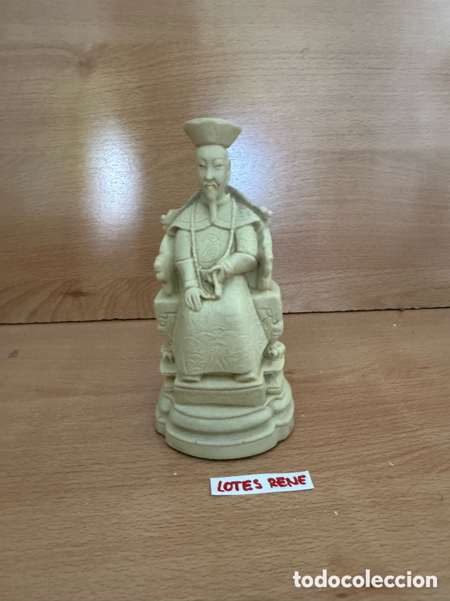 Coleccionismo: Figuras asi&aacute;ticas, resina - Foto 1