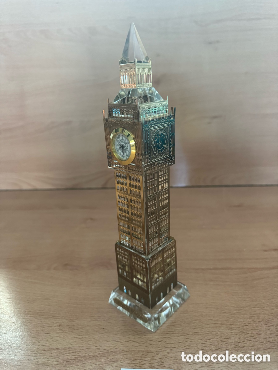 Coleccionismo: Regalo de recuerdo de Londres Modelo de Big Ben de cristal - Foto 2