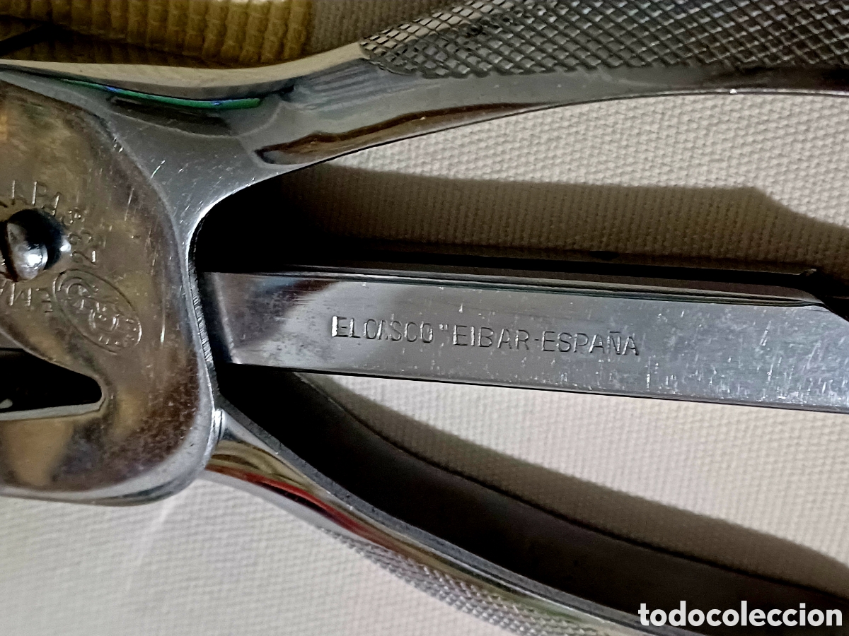 Coleccionismo: Grapadora &rdquo;el Casco&rdquo; forma de tenaza - Foto 3