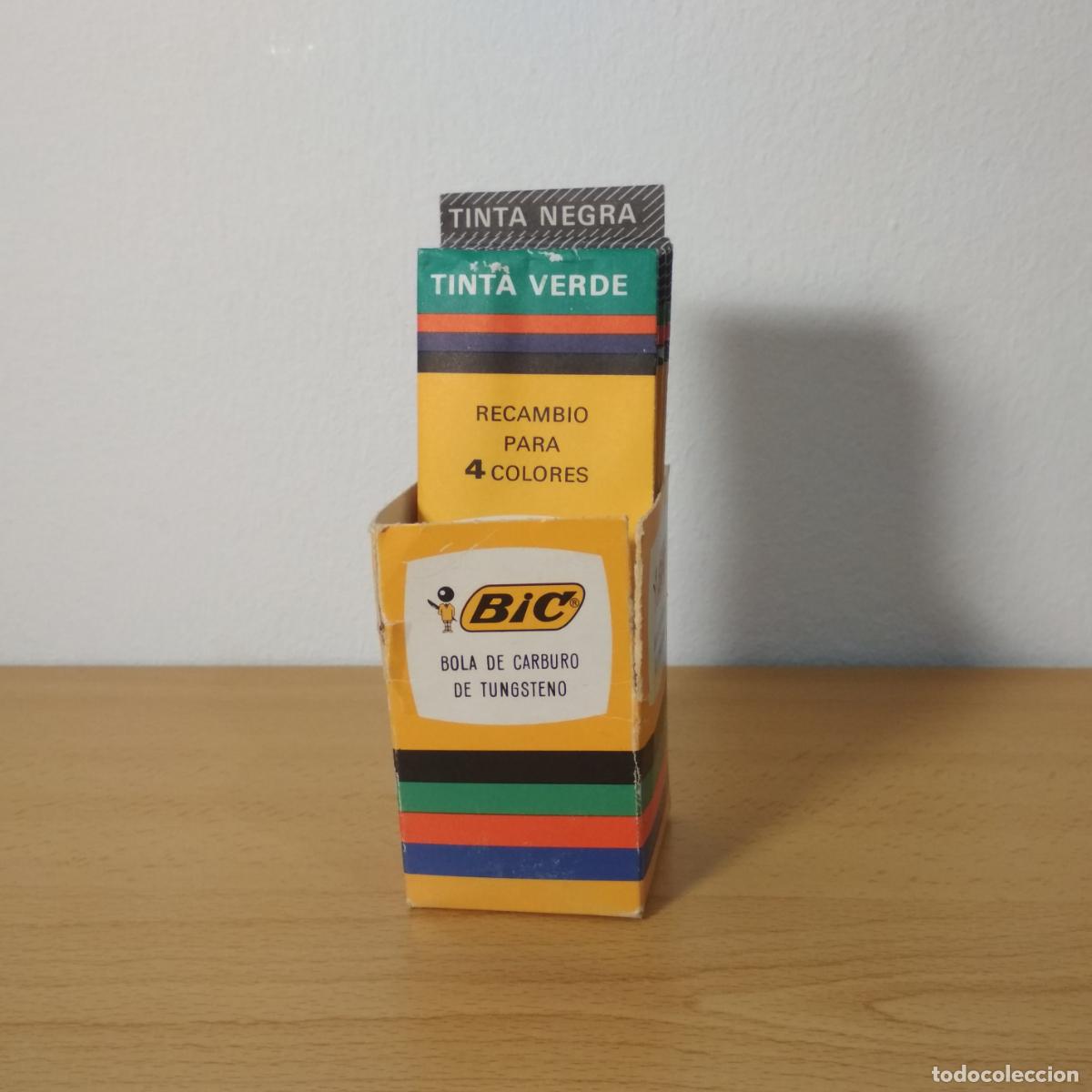 Coleccionismo: Caja expositor Bic con 7 recambios para 4 colores: 6 tinta negra y 1 verde.