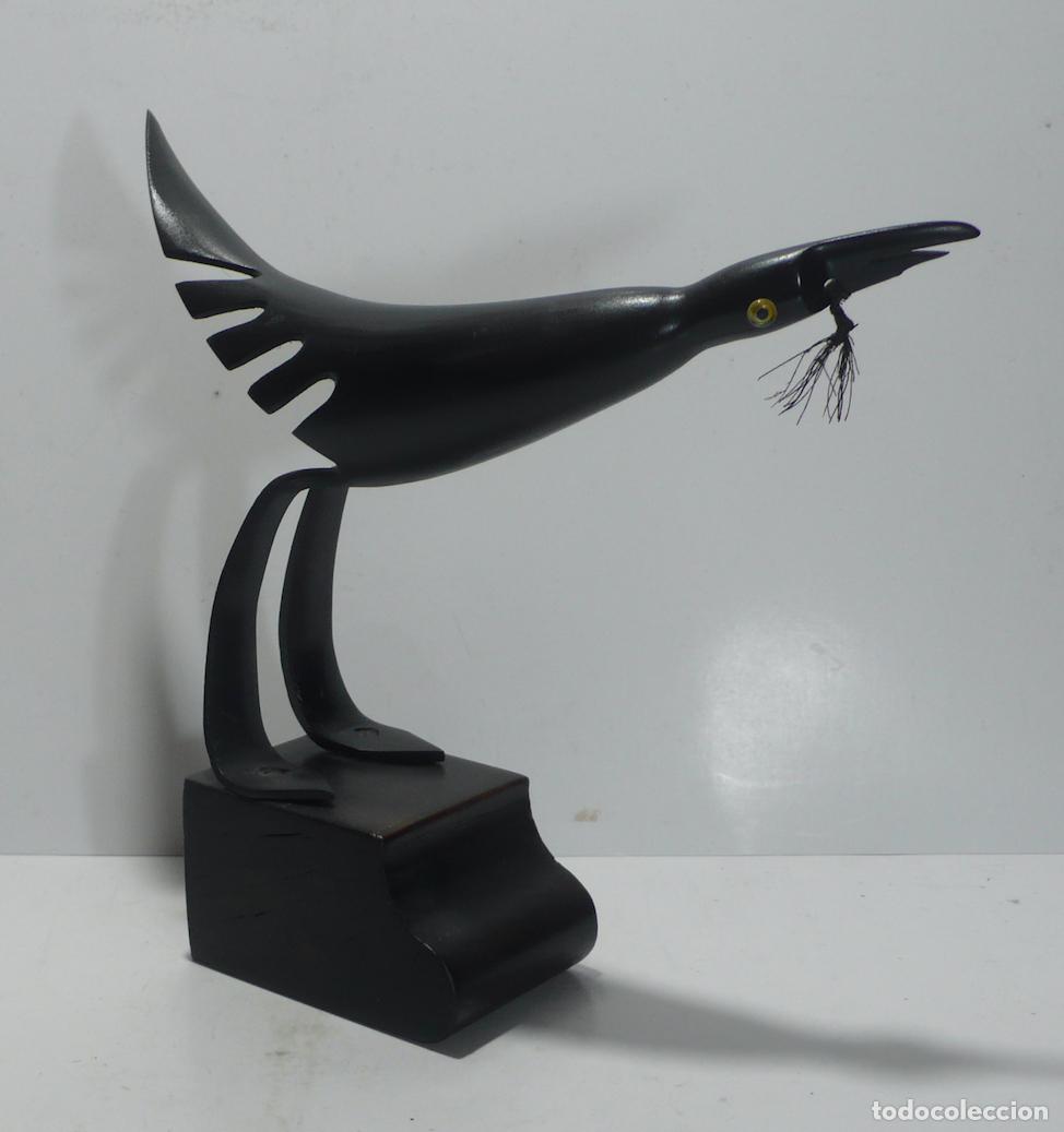 Coleccionismo: PAJARO EN MATERIAL DE HASTA - Foto 3