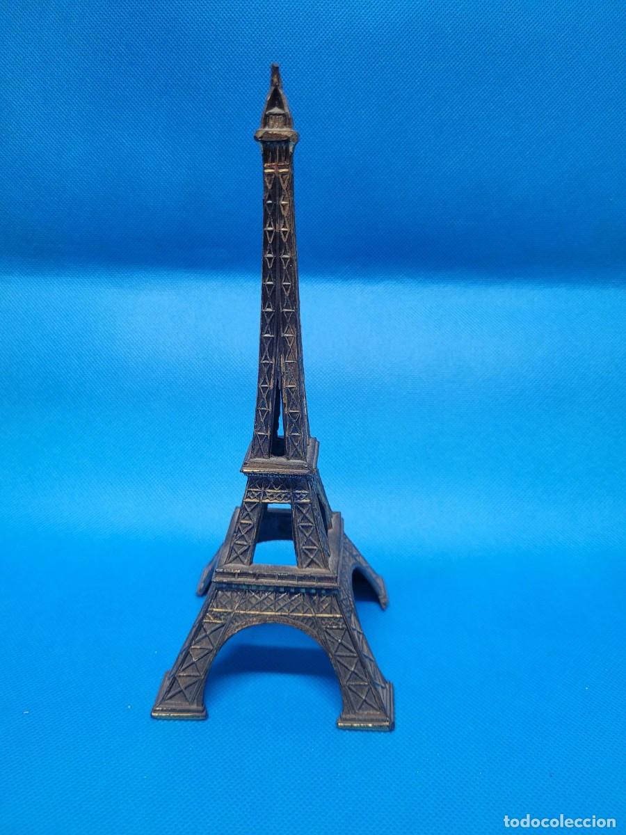Coleccionismo: TORRE EIFFEL EN METAL a&ntilde;os 70 - Foto 1