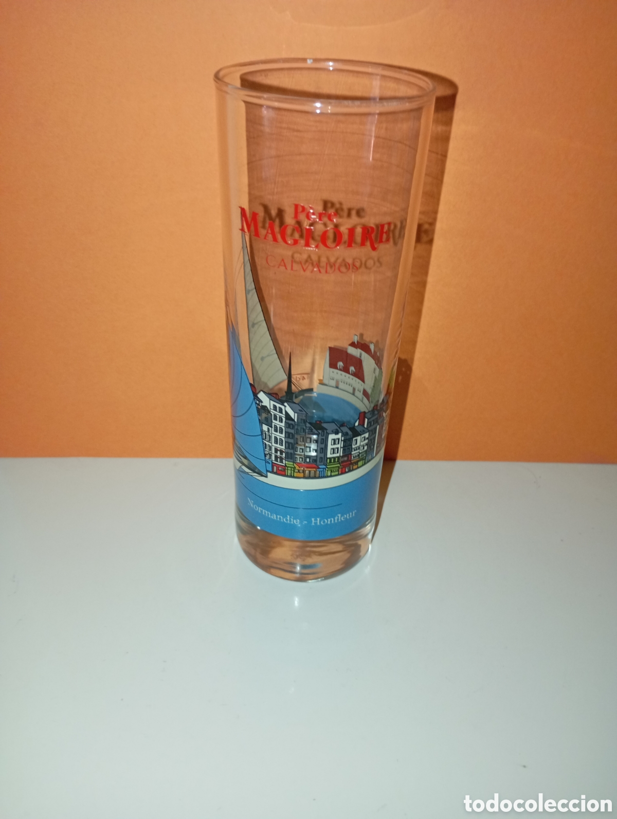 Coleccionismo: P&egrave;re Magloire Calvados Normandie Honfleur Vaso de tubo 15x5cm