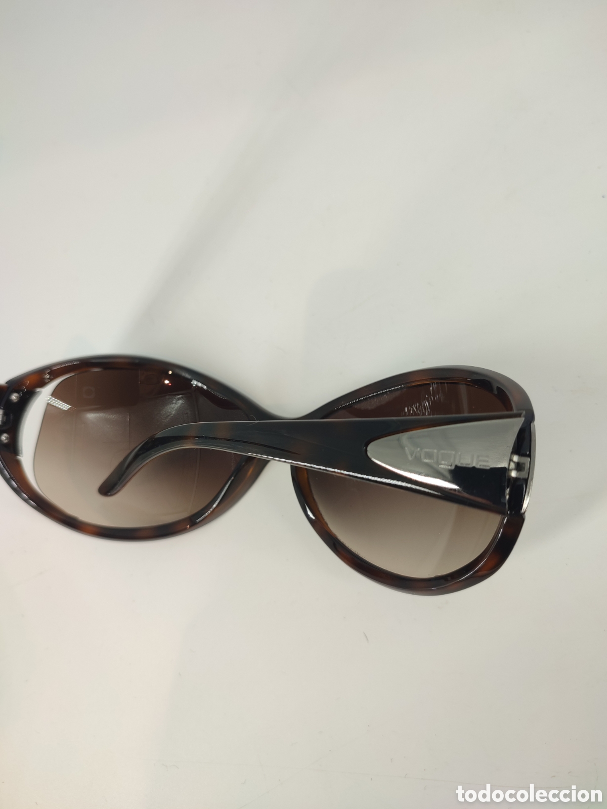 Coleccionismo: Gafas de sol Vogue Marr&oacute;n con funda en impecable estado. - Foto 6