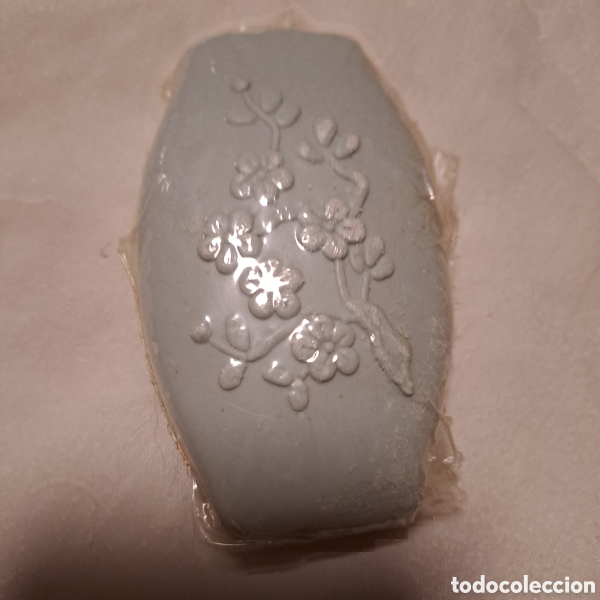 Coleccionismo: Lote de 7 jabones de Avon - Foto 4