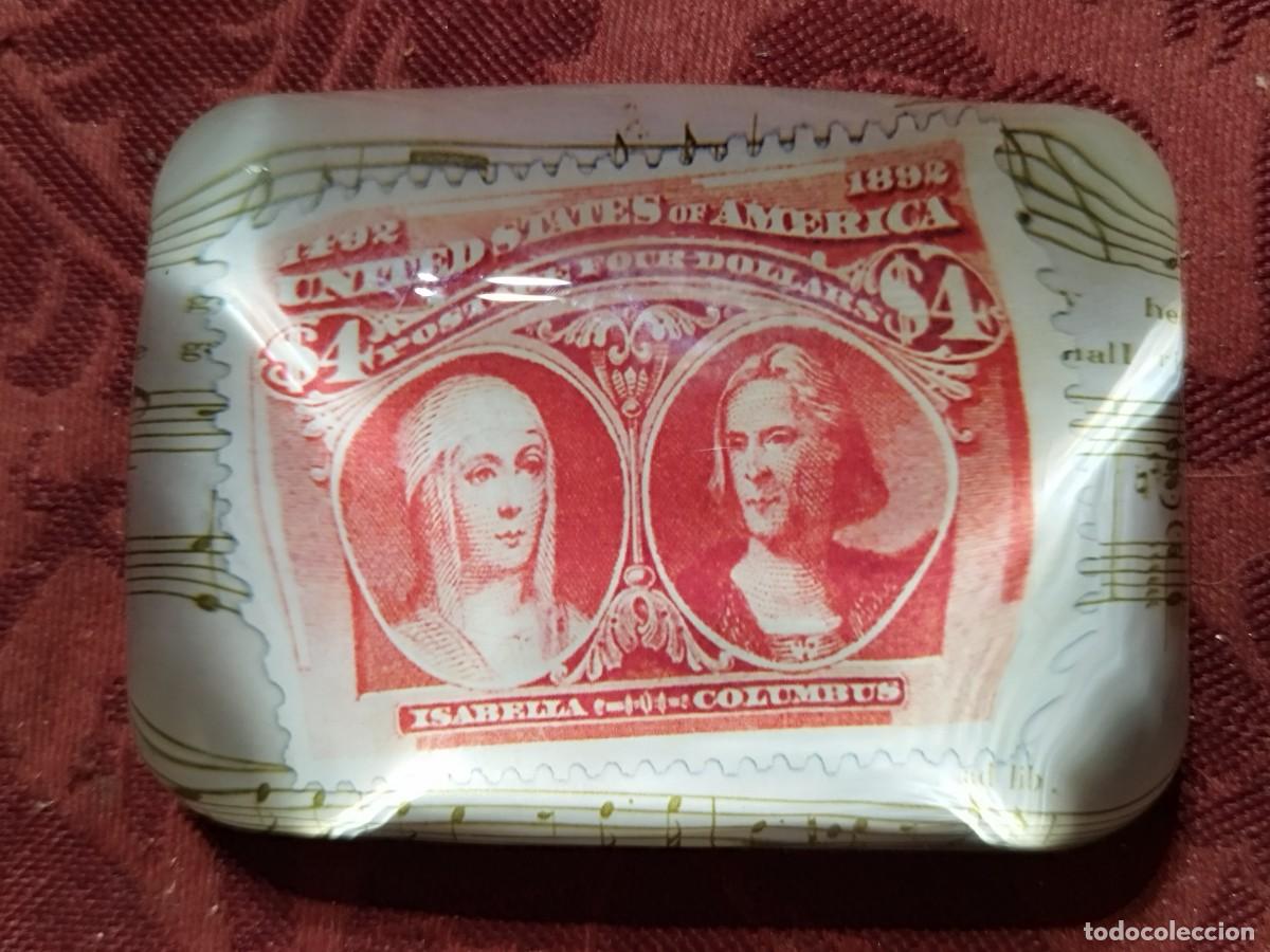 Coleccionismo: PISAPAPELES 6,5 x 9 - IMAGEN SELLO CUARTO CENTENARIO DESCUBRIMIENTO DE AMERICA - REINA ISABEL COLON