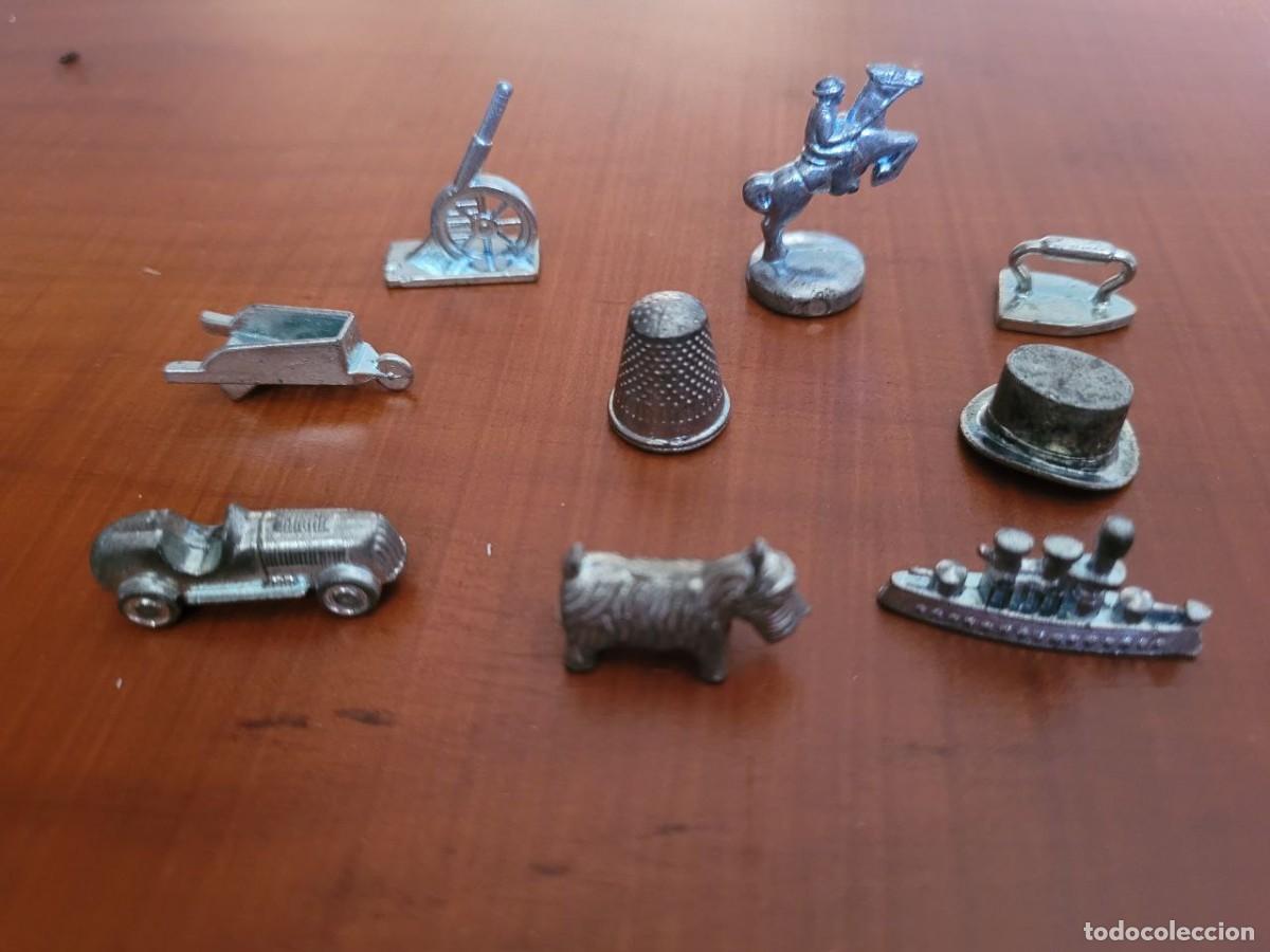 Sammeln: 9 MINIATURAS DE METAL, COCHE CA&Ntilde;O DEDAL SOMBRERO JINETE BARCO PERRO PLANCHA CARRETILLO