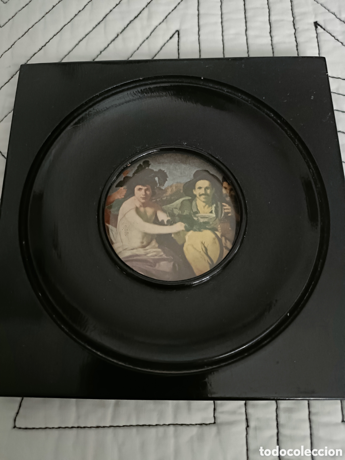 Colecionismo: Bonita pareja de cuadros decorativos,con reproducciones de escenas de pintura clasicas .