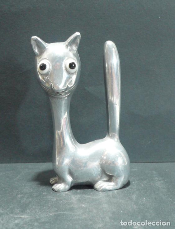 Coleccionismo: PEQUE&Ntilde;O GATO EN ALUMINIO - Foto 1