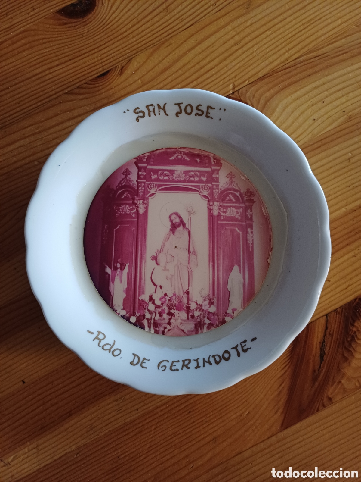 Coleccionismo: Plato Recuerdo de Gerindote ( Toledo ) San Jose ceramica 15cm