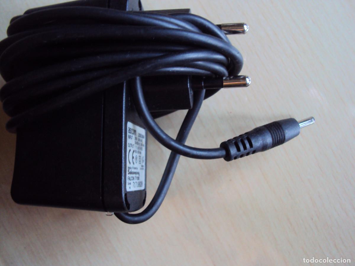 Coleccionismo: cargador de 220 v 17 - Foto 2