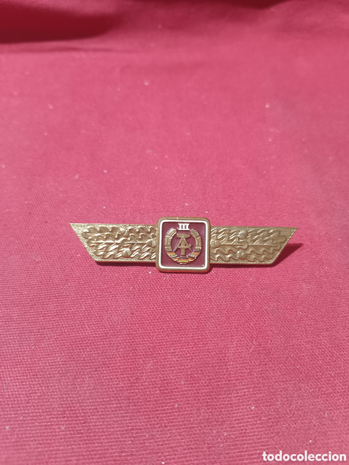 Coleccionismo: Insignia ejercito del aire alas ex RDA REPUBLICA DEMOCR&Aacute;TICA ALEMANA NIVEL III
