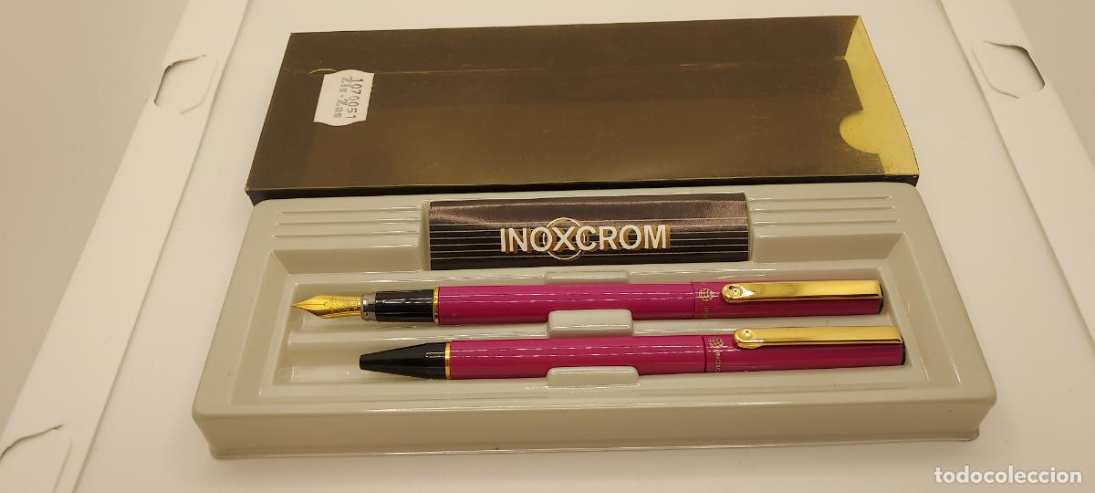 Collezionismo: JUEGO DE PLUMA Y BOLIGRAFO, INOXCROM OXFORD, FUCSIA, SIN USAR