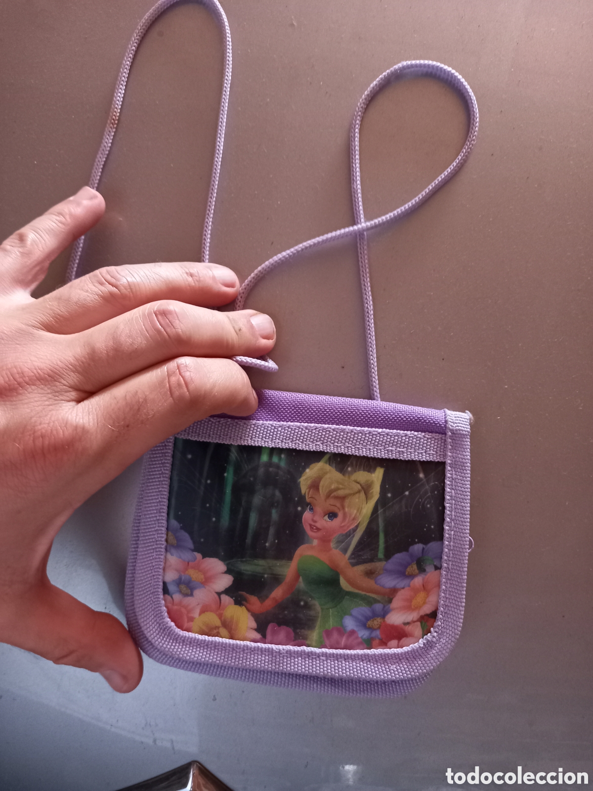 Collectionnisme: Cartera Disney con varios departamentos y cremalleras Con dos im&aacute;genes que se intercambian seg&uacute;n ori