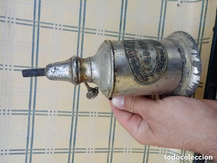 Collecting: lampara antigua tipo quinque