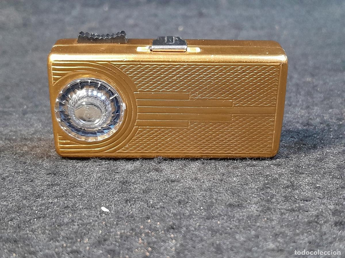 Coleccionismo: LINTERNA DE BOLSILLO WONDER MICRO CHAPADA EN ORO - Foto 1