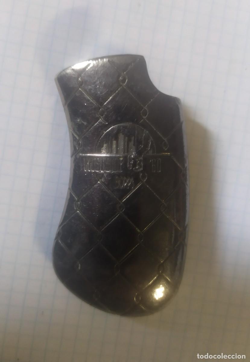 Coleccionismo: Funda para mechero, westside - Foto 2