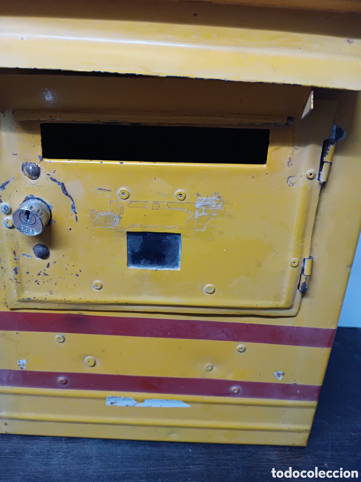 Coleccionismo: Buz&oacute;n de correos decada 1940 - Foto 4