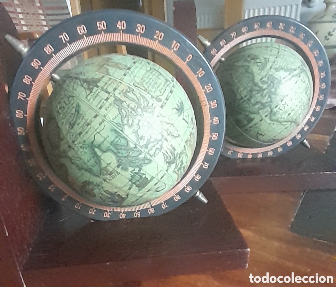 Coleccionismo: Sujeta libros madera globos terr&aacute;queos - Foto 4