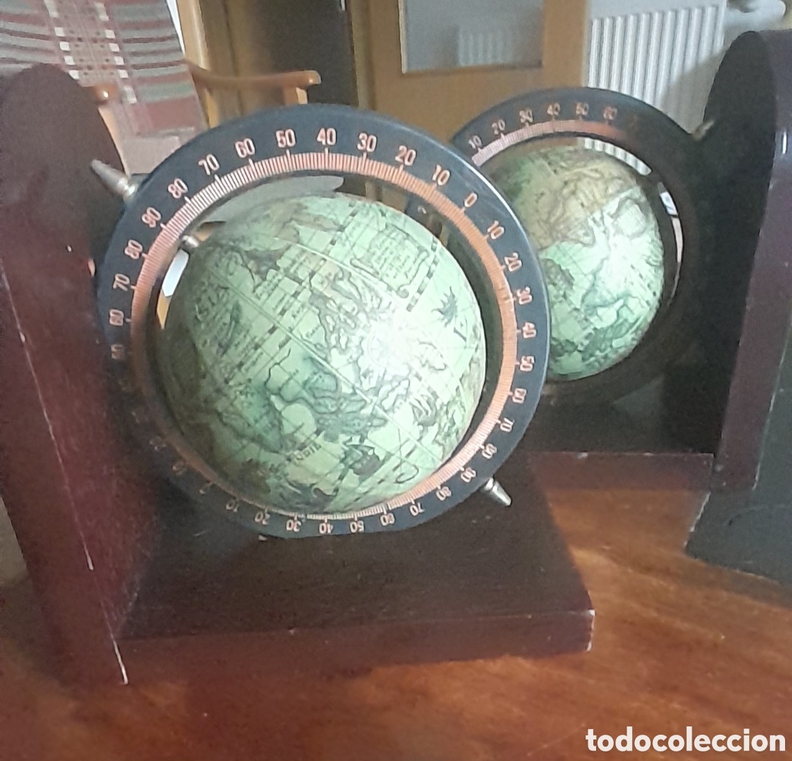 Coleccionismo: Sujeta libros madera globos terr&aacute;queos - Foto 5