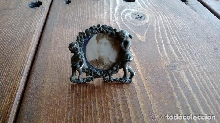Colecionismo: cuadro mini, muy antiguo.