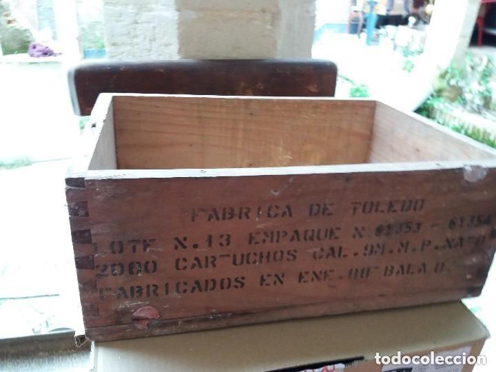Coleccionismo: caja vacia de polvora - Foto 2