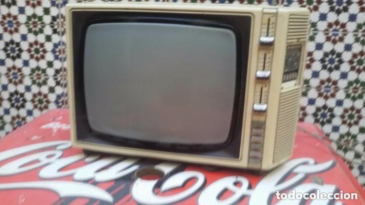 Coleccionismo: televisor antiguo, atiendo dudas - Foto 2