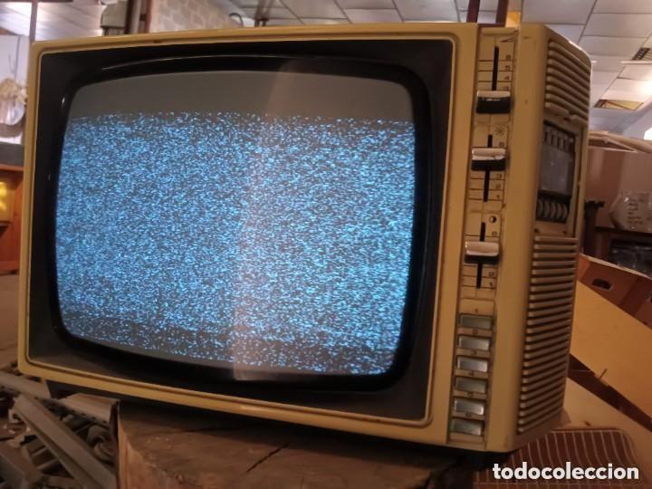 Coleccionismo: televisor antiguo, atiendo dudas - Foto 7