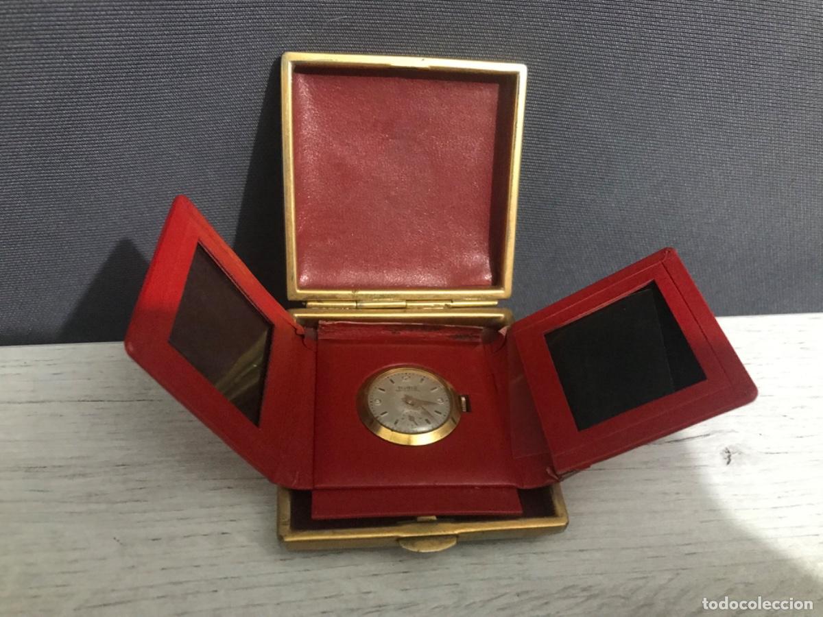 Coleccionismo: Caja con antiguo reloj - Foto 2