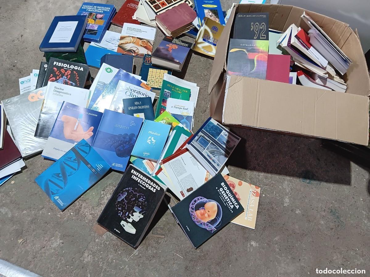 Coleccionismo: Gran lote de libros de medicina y clinicos - Foto 1
