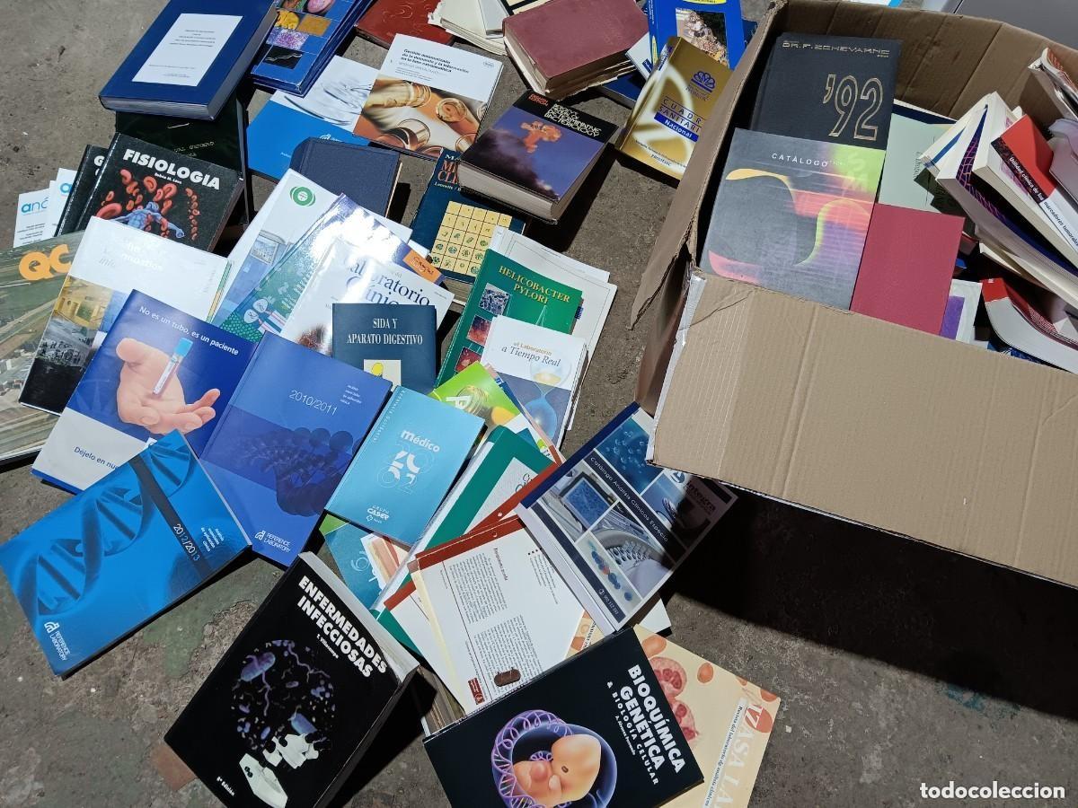 Coleccionismo: Gran lote de libros de medicina y clinicos - Foto 2