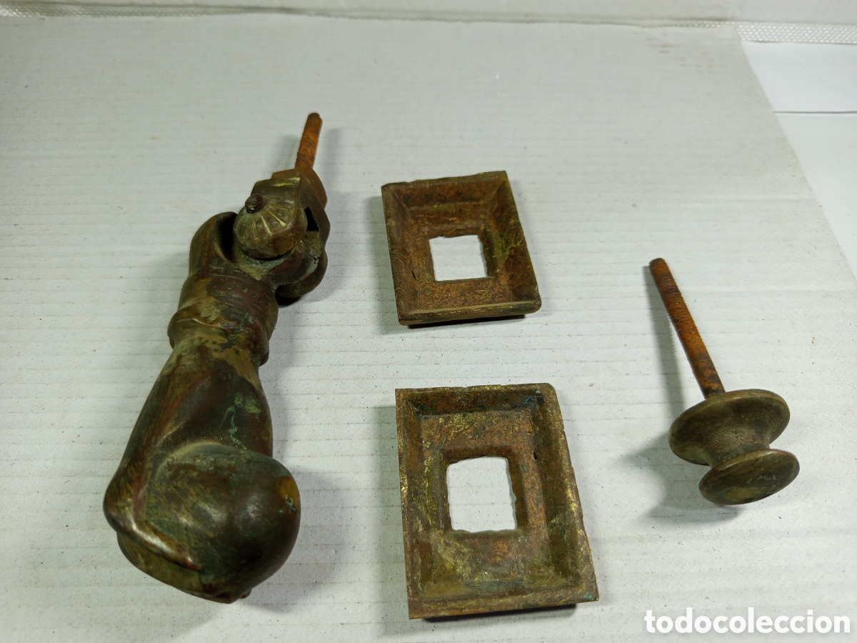 Coleccionismo: Aldaba antigua de lat&oacute;n - Foto 3