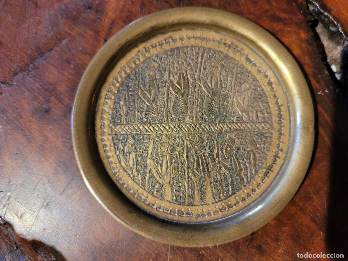 Coleccionismo: PLATITO DE BRONCE 9,5 CM - Foto 1