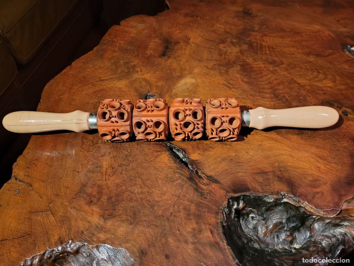 Collezionismo: ANTIGUO RODILLO DE MASAJES 45 CM PUKT ROLLER, VENTOSAS DE GOMA