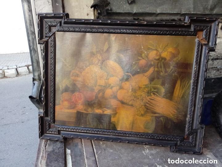 Coleccionismo: cuadro antiguo mide 59x 45 - Foto 1