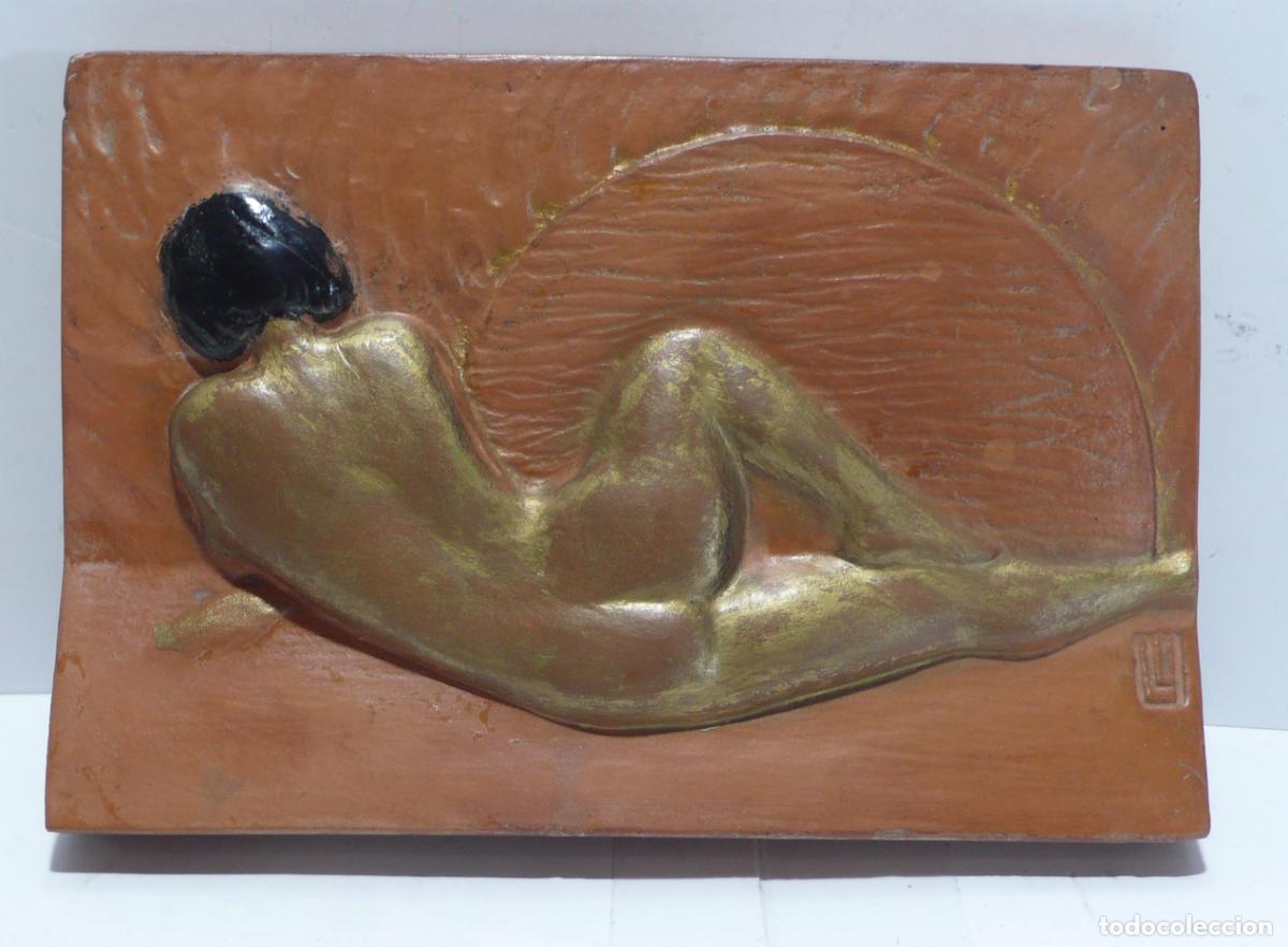 Coleccionismo: PLACA CON MUJUER DESNUDO - Foto 1