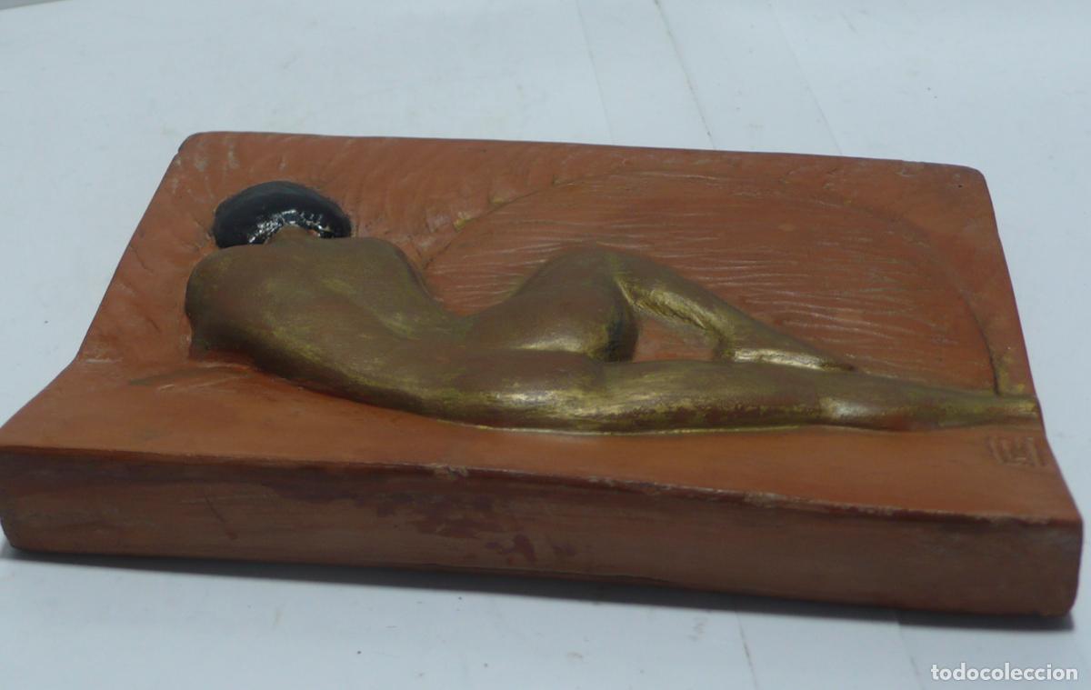 Coleccionismo: PLACA CON MUJUER DESNUDO - Foto 2